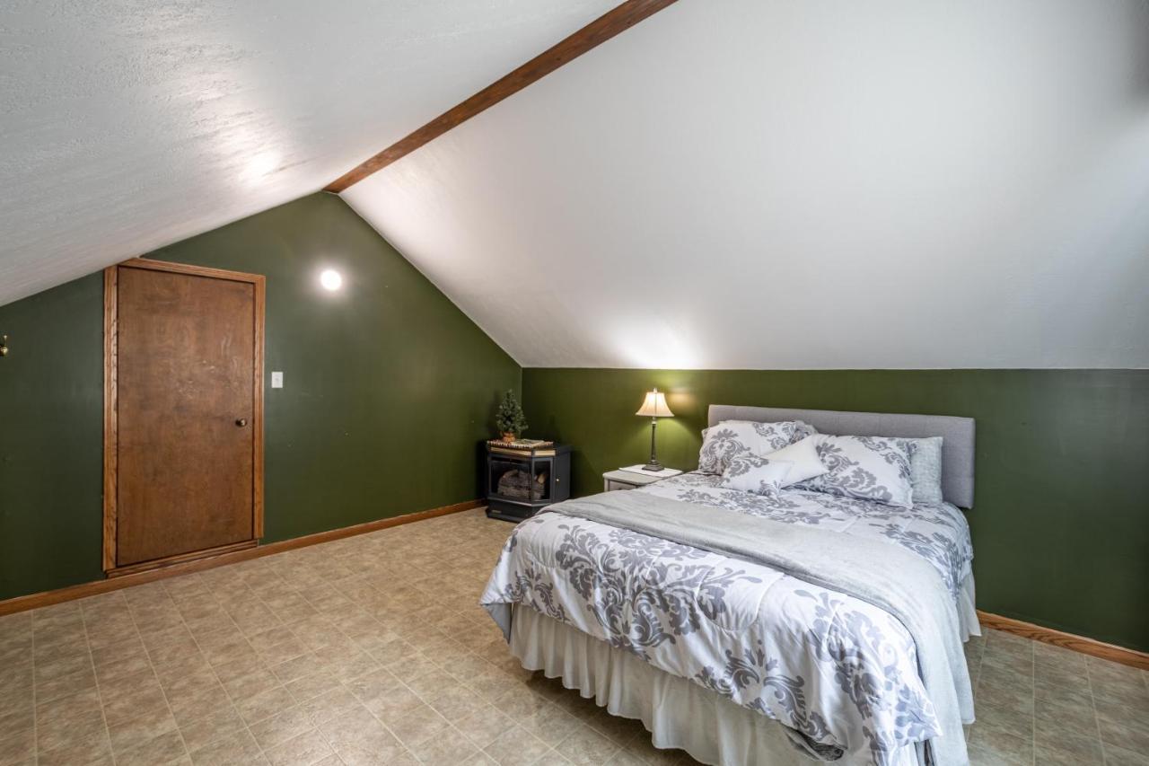 Weaver Ridge Manor Villa มิลเลอร์สเบิร์ก ภายนอก รูปภาพ